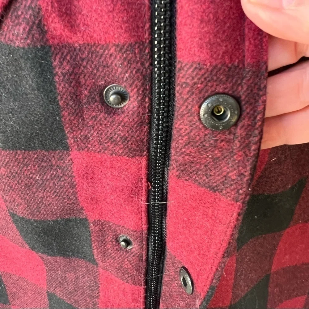 G.H. BASS WOOL BLEND SHERPA LINED SNAP ZIPPER BUFFALO RED BLACK CHECK JACKET M